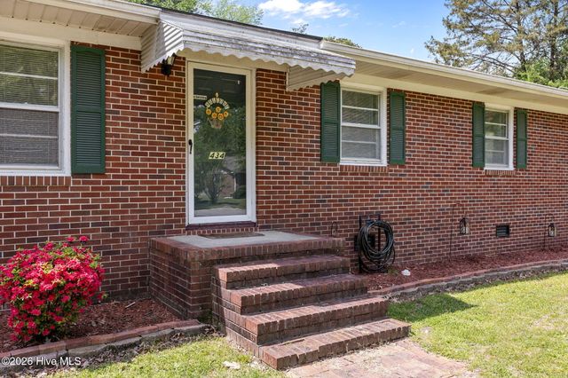 434 Quinerly Street, Grifton, NC 28530