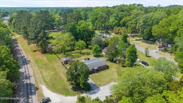434 Quinerly Street, Grifton, NC 28530