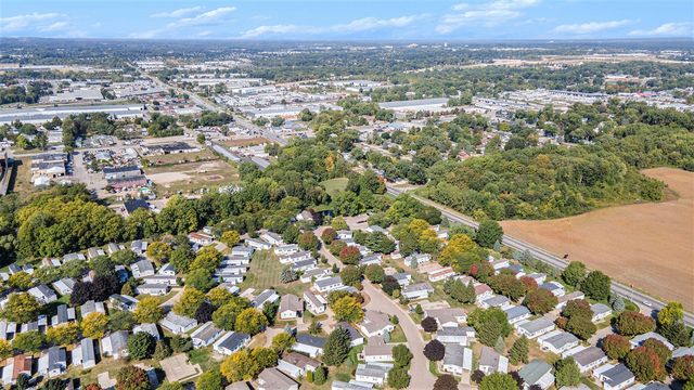 7677 Skylark Drive, Grand Rapids, MI 49508