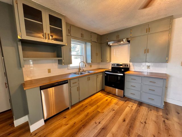 1001 Lexington Street, Plainview, TX 79072