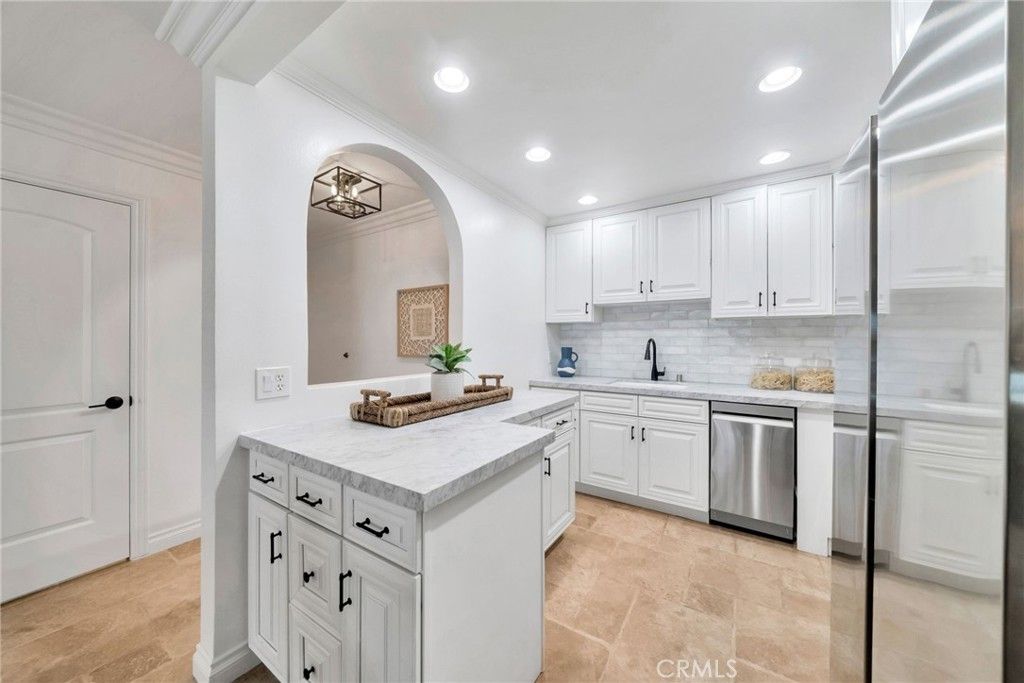 300 Cagney Lane 101, Newport Beach, CA 92663 — photo 5