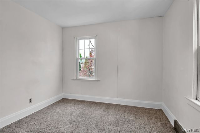2460 Grand Avenue, Niagara Falls, NY 14301