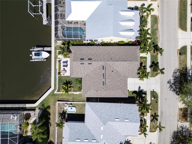 406 ISLEBAY DRIVE, Apollo Beach, FL 33572