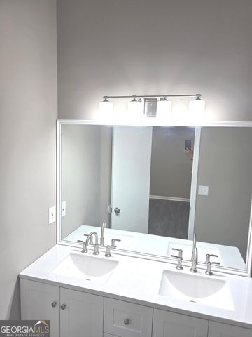 1366 Peninsula Trace, Lawrenceville, GA 30044