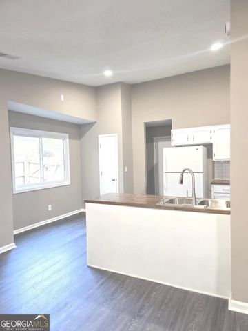 1366 Peninsula Trace, Lawrenceville, GA 30044