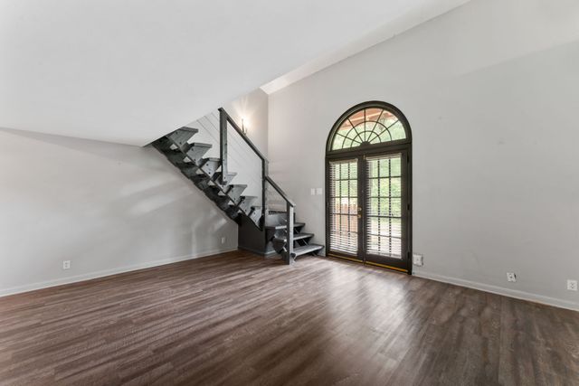 214 Old Hickory Blvd Apt 135, Nashville, TN 37221