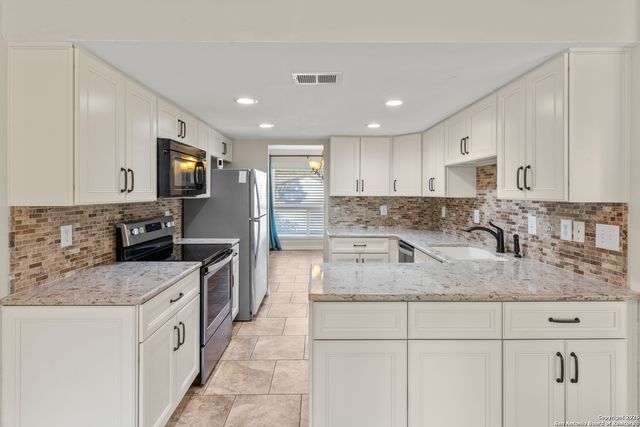 6222 Bellwood St, San Antonio, TX 78249