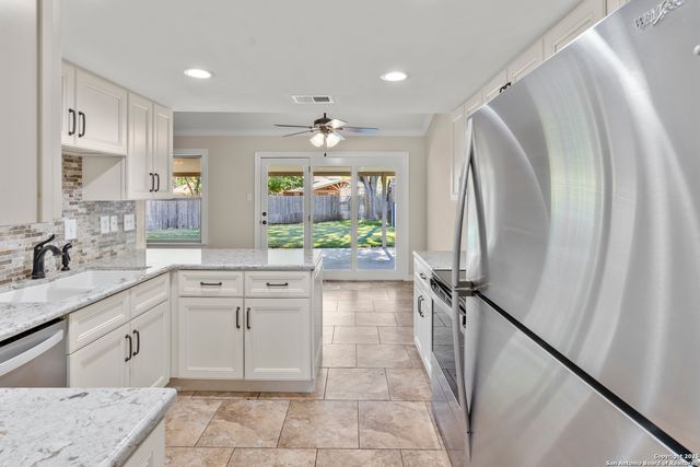 6222 Bellwood St, San Antonio, TX 78249