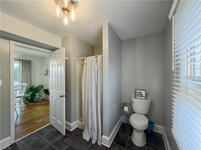 4 Canal DR, Poquoson, VA 23662