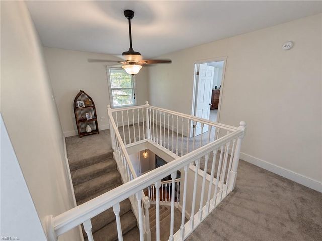 4 Canal DR, Poquoson, VA 23662