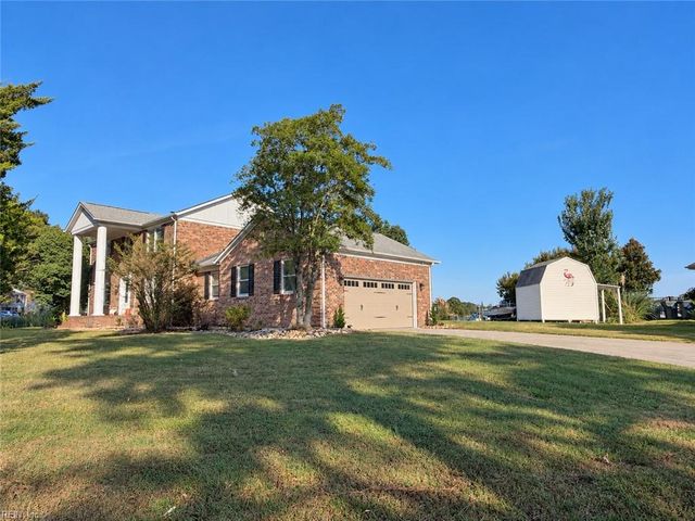 4 Canal DR, Poquoson, VA 23662