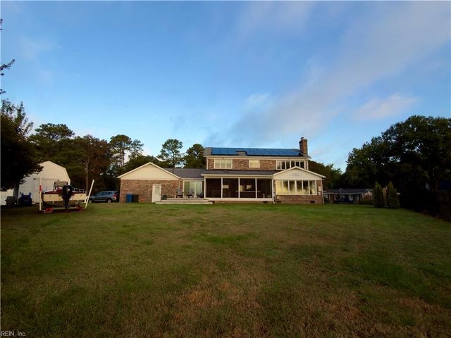 4 Canal DR, Poquoson, VA 23662