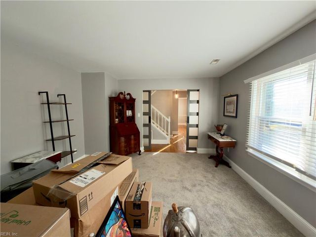 4 Canal DR, Poquoson, VA 23662