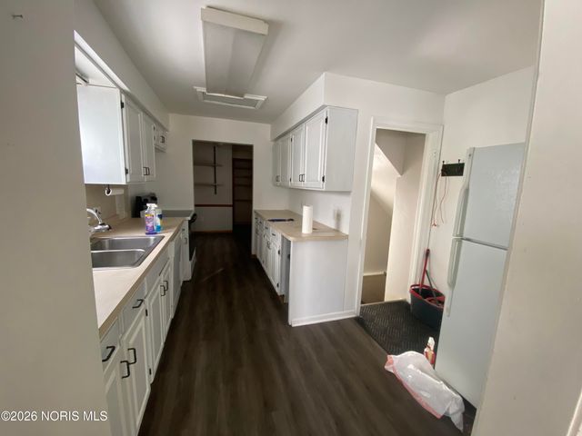 1425 Hagley Road, Toledo, OH 43612