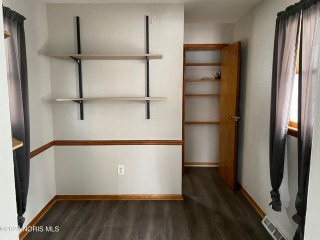 1425 Hagley Road, Toledo, OH 43612