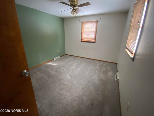 1425 Hagley Road, Toledo, OH 43612