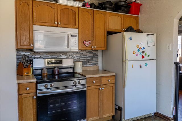 343 E Bell Avenue, Des Moines, IA 50315