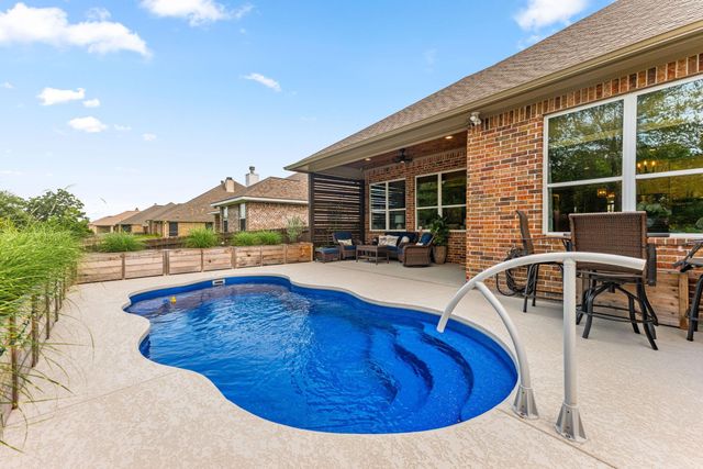3536 Foxcroft Path, Bryan, TX 77808