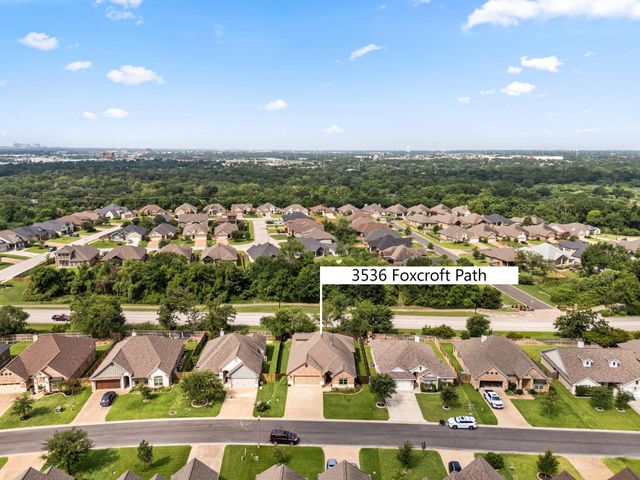 3536 Foxcroft Path, Bryan, TX 77808
