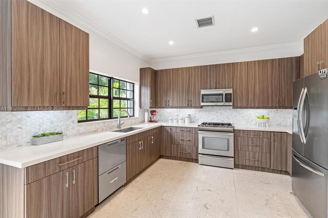 1329 Obispo Avenue, Coral Gables, FL 33134