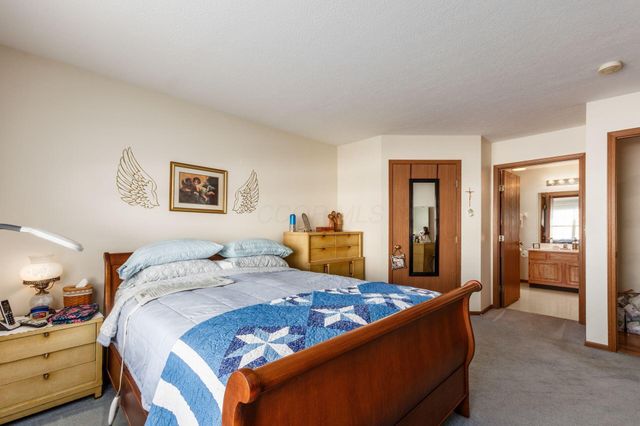 1086 Oak Bay Drive, Galloway, OH 43119