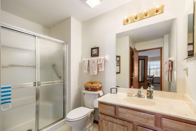 1086 Oak Bay Drive, Galloway, OH 43119