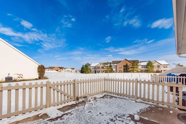 1086 Oak Bay Drive, Galloway, OH 43119