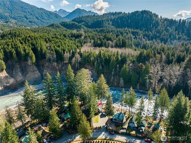 9909 353rd Drive NE, Granite Falls, WA 98252