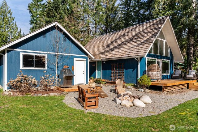 9909 353rd Drive NE, Granite Falls, WA 98252