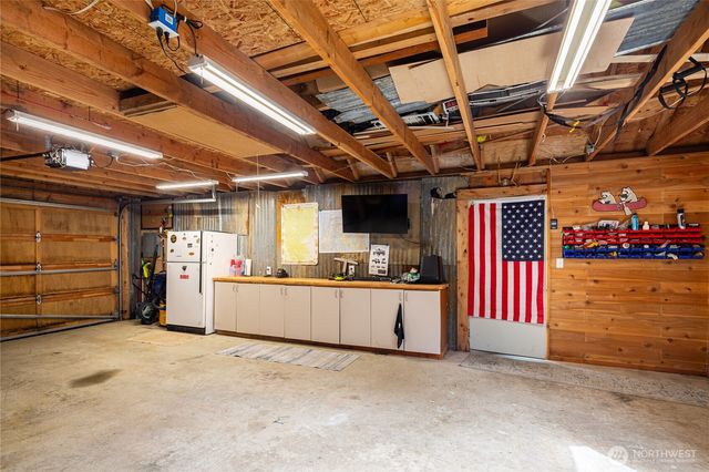 9909 353rd Drive NE, Granite Falls, WA 98252