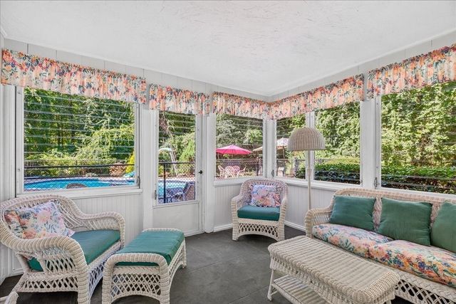 293 Mayflower Cir, Hanover, MA 02339