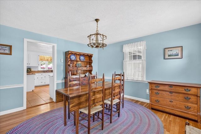 293 Mayflower Cir, Hanover, MA 02339