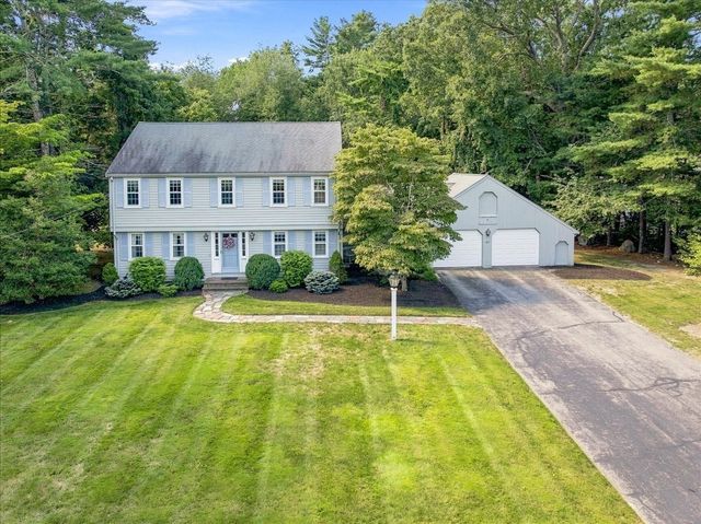 293 Mayflower Cir, Hanover, MA 02339
