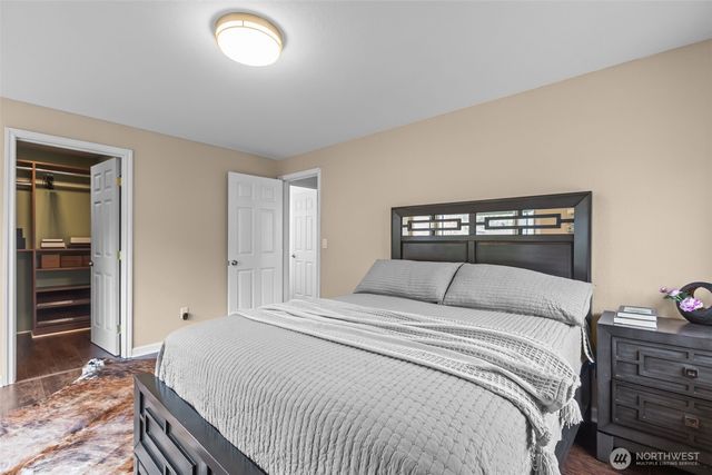 1073 SW 326th Street, Federal Way, WA 98023