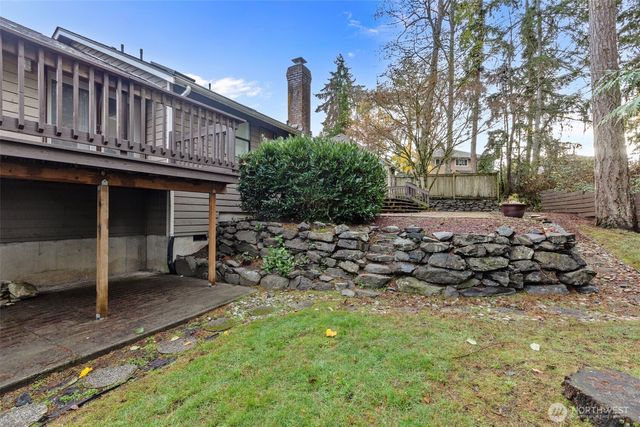 1073 SW 326th Street, Federal Way, WA 98023