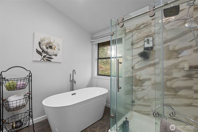 1073 SW 326th Street, Federal Way, WA 98023