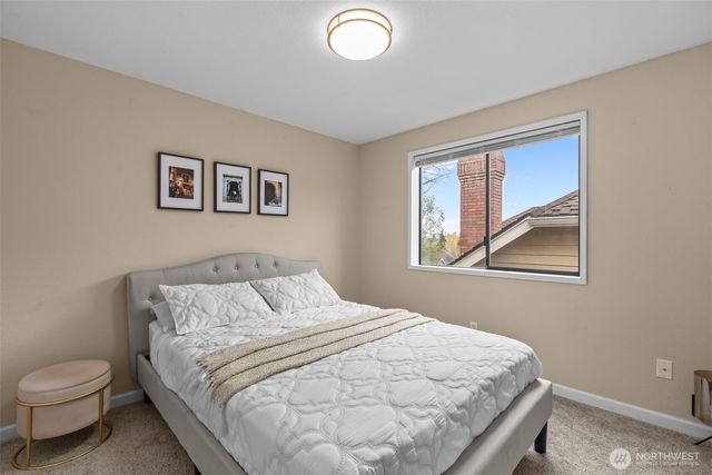 1073 SW 326th Street, Federal Way, WA 98023