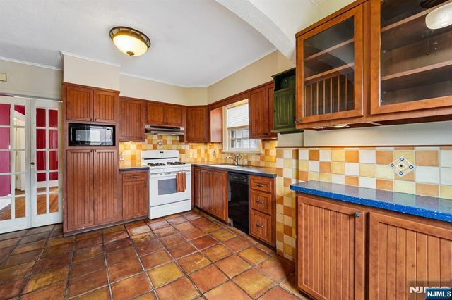 122 Holland Road, South Orange Village, NJ 07079