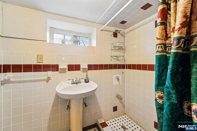 122 Holland Road, South Orange Village, NJ 07079