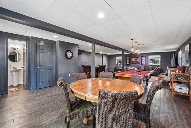 841 Bloomingdale Road, Glen Ellyn, IL 60137