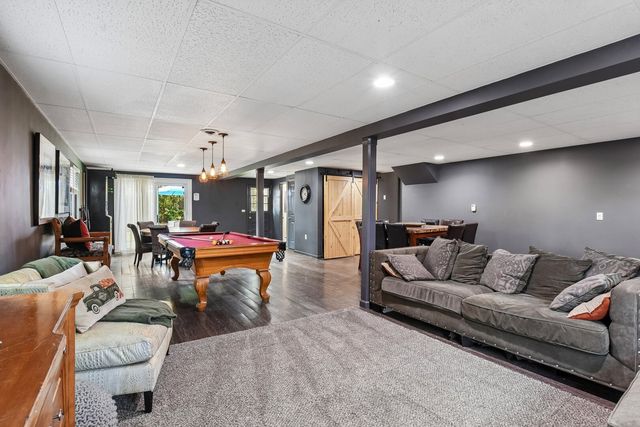841 Bloomingdale Road, Glen Ellyn, IL 60137