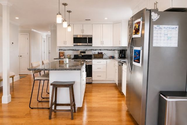 274 Bowdoin Street 3, Winthrop, MA 02152