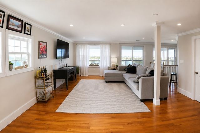 274 Bowdoin Street 3, Winthrop, MA 02152