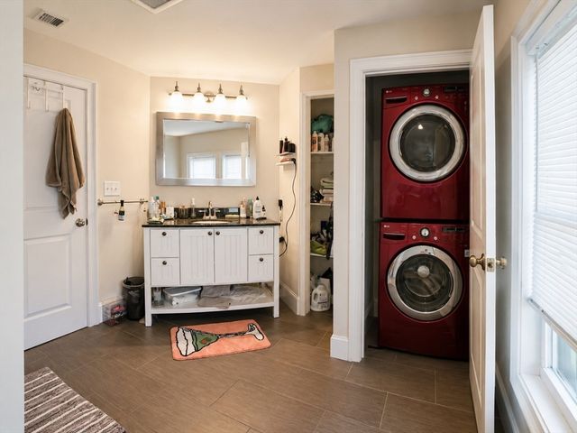 274 Bowdoin Street 3, Winthrop, MA 02152