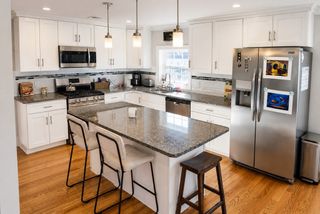 274 Bowdoin Street 3, Winthrop, MA 02152