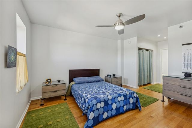 6238 26th Street 502, Berwyn, IL 60402