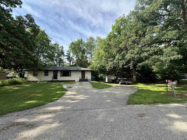 418 E Acorn Drive, Beloit, WI 53511