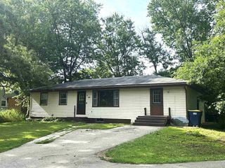 418 E Acorn Drive, Beloit, WI 53511