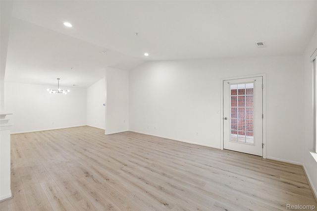 28251 S Pointe Lane, Chesterfield Township, MI 48051