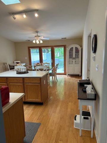 6816 Swan Lane, Schererville, IN 46375